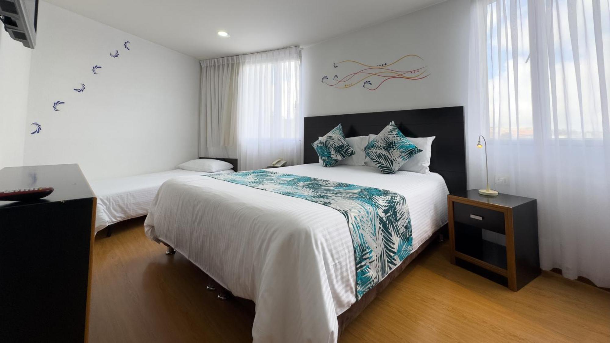 Benidorm Hotel 마니살레스 외부 사진